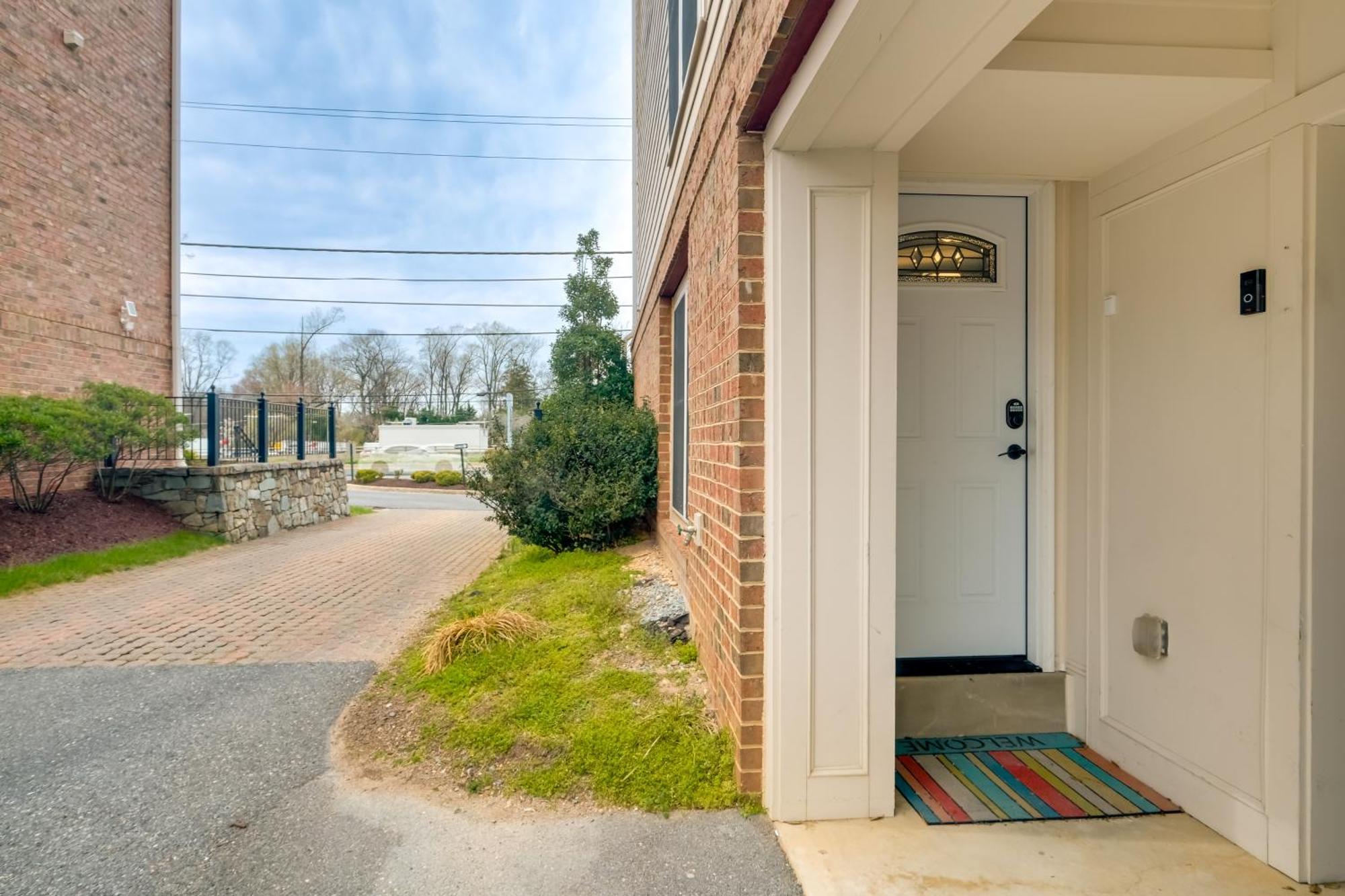 Pet-Friendly Silver Spring Condo With Yard! Екстериор снимка